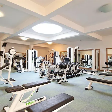 Le Ginestre Family & Wellness Hotel 4*