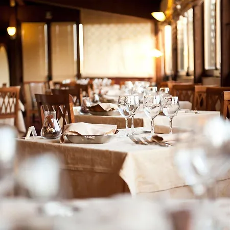Le Ginestre Family & Wellness 4* ヴィエステ